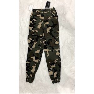 Army Out Cargo Pants